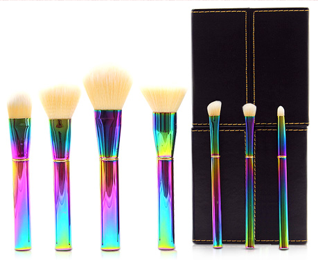 化妝刷怎么清洗才不傷刷毛!有哪些誤區(qū)呢!