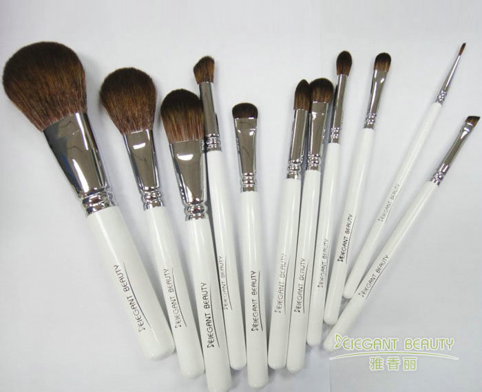 化妝需要哪些基礎(chǔ)工具?